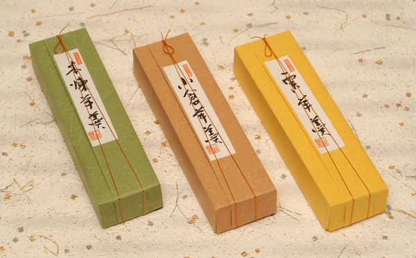 メイルオーダー-•津軽の本煉羊羹 木箱 3本入：•青森県黒石市